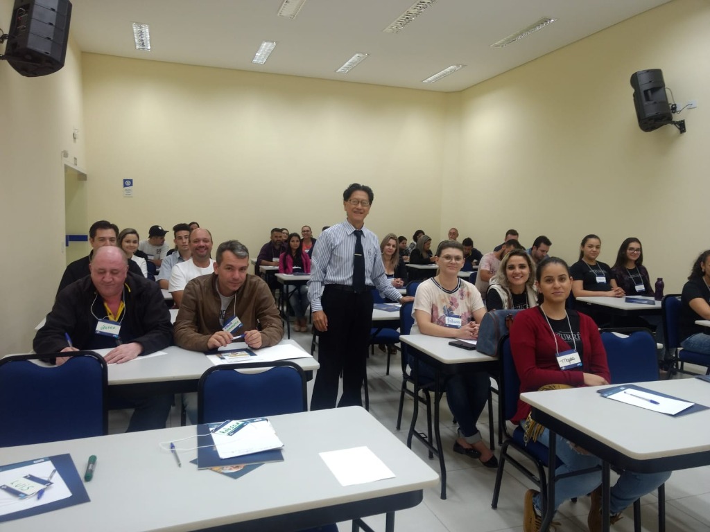 Treinamento de Equipes em Sala de Aula com Sidney Kayamori